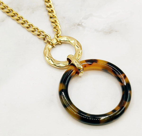 Gold Chain w/Leopard Print Circle