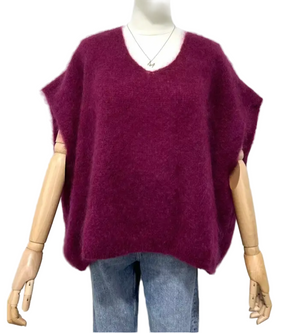 80% Kid Mohair sleeveless sweater in colour burgundy