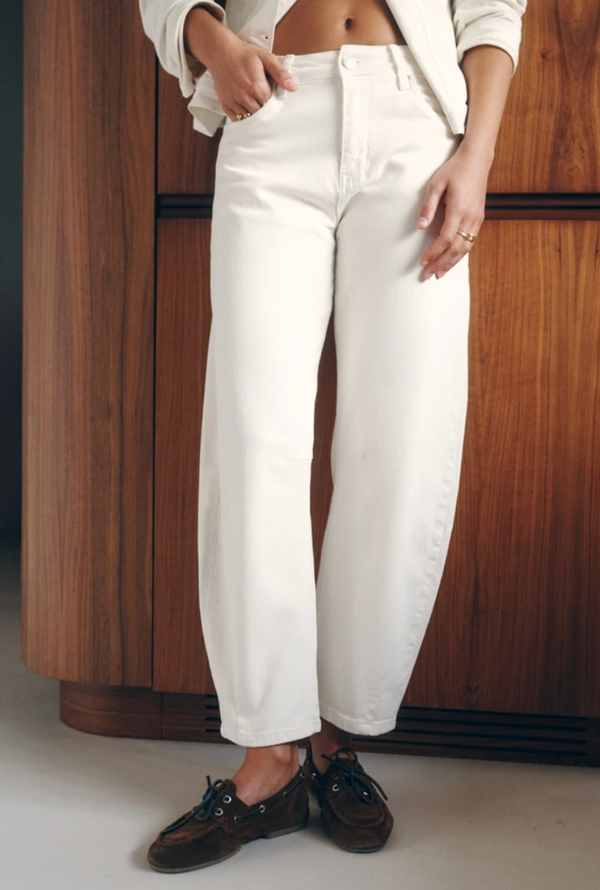 Cropped Barrel Jeans