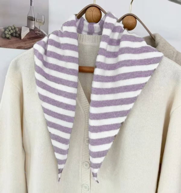 Small Triangle Scarves