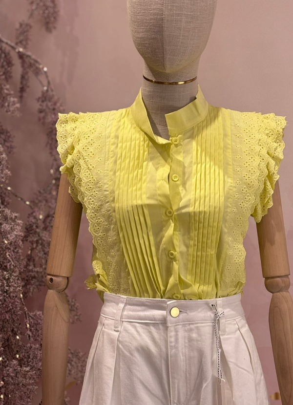 Laila Frill Top