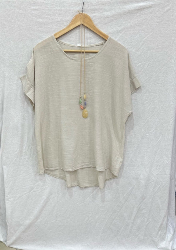 beige Cotton and Linen Blouse with necklace.