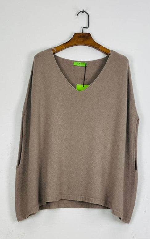 Oversized V-Neck Poncho cashmere feel