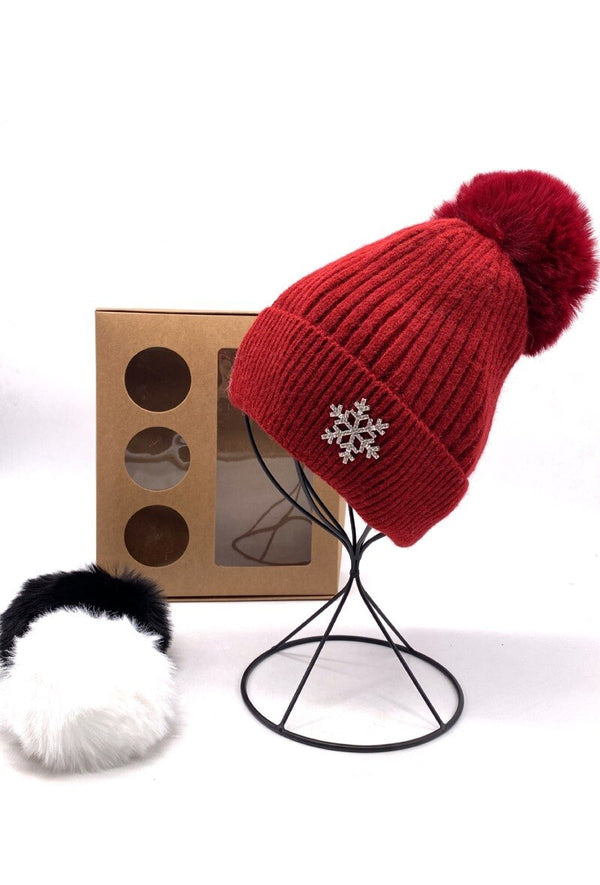 Beanie set with snowflake detail, 3 removable pompon