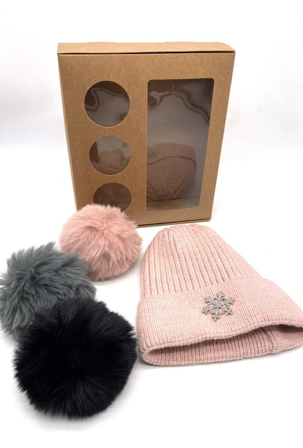 Beanie set with snowflake detail, 3 removable pompon