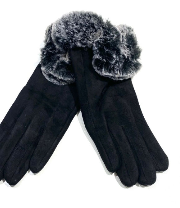 Gloves with fur cuffs